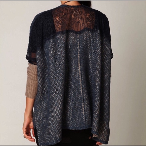 Free People Lace Inset Oversize Cardigan XS - Picture 2 of 7